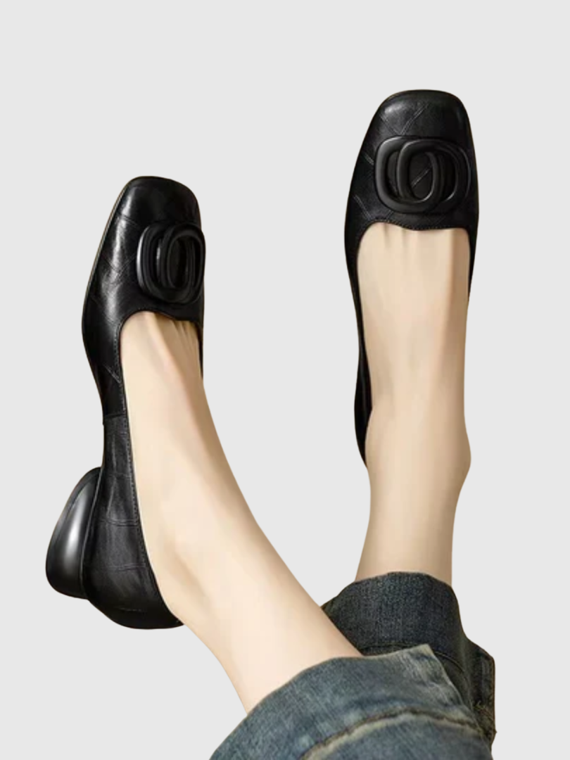 Ombeline ballerines en cuir à bout carré Léonie Varenne vue 1
