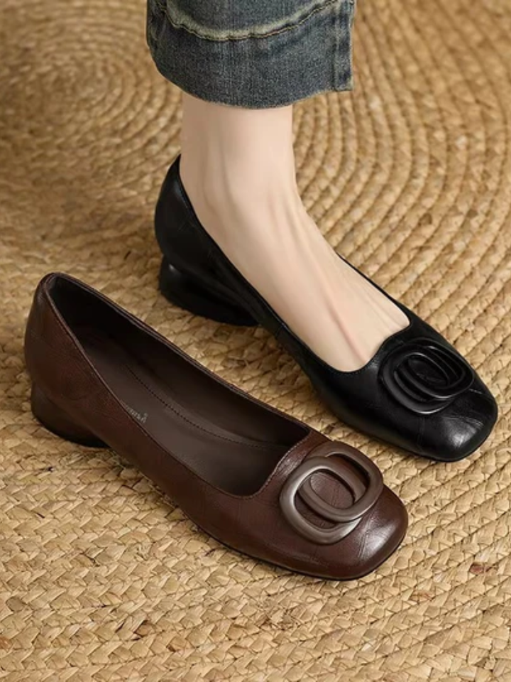 Ombeline ballerines en cuir à bout carré Léonie Varenne vue 4