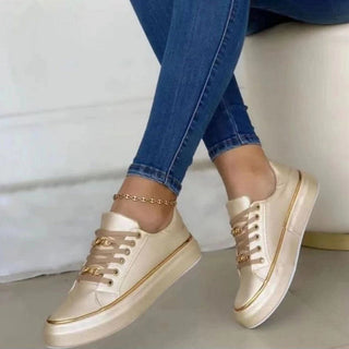 Charlotte baskets chic à détail doré Léonie Varenne vue 3