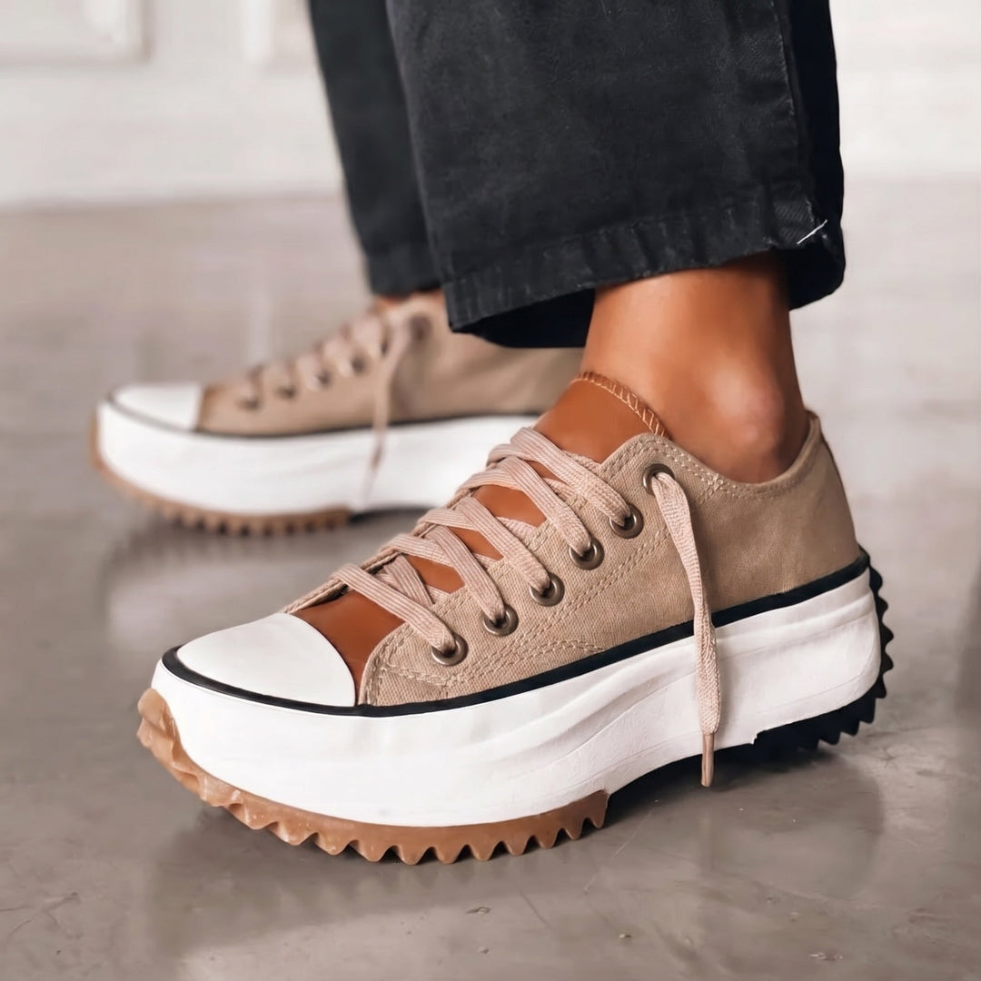 Danielle baskets en toile à lacets Léonie Varenne vue 1