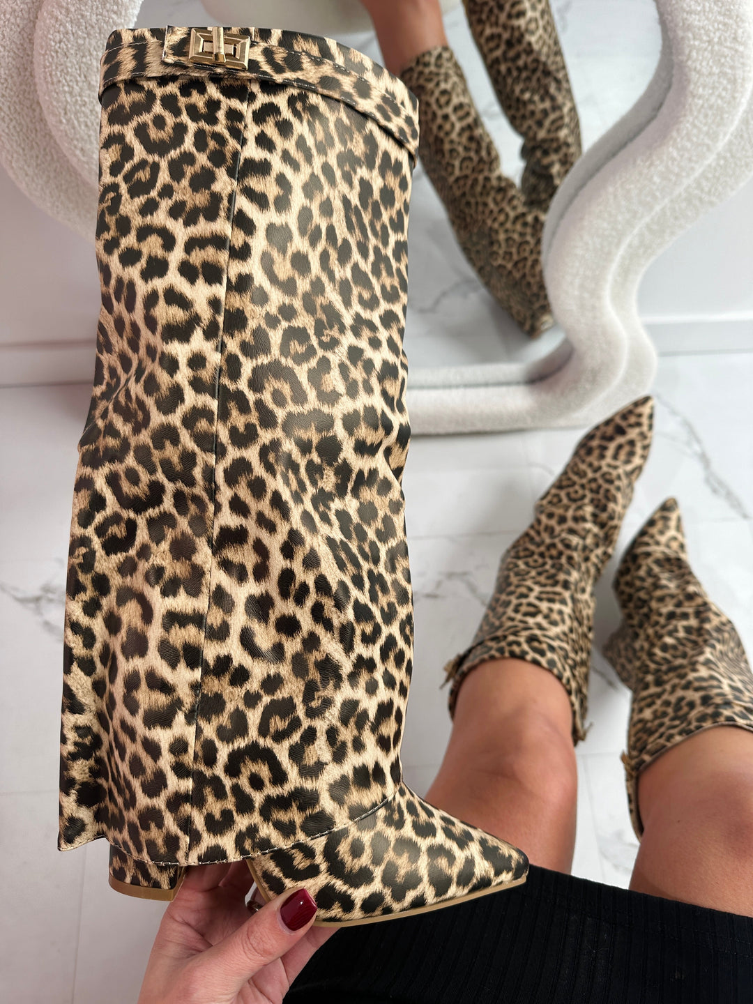Félicie bottes hautes léopard à bout pointu Léonie Varenne vue 2
