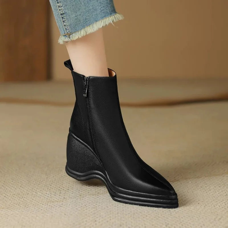 Ophélie | Bottines Pointues à Talon Compensé - Noir