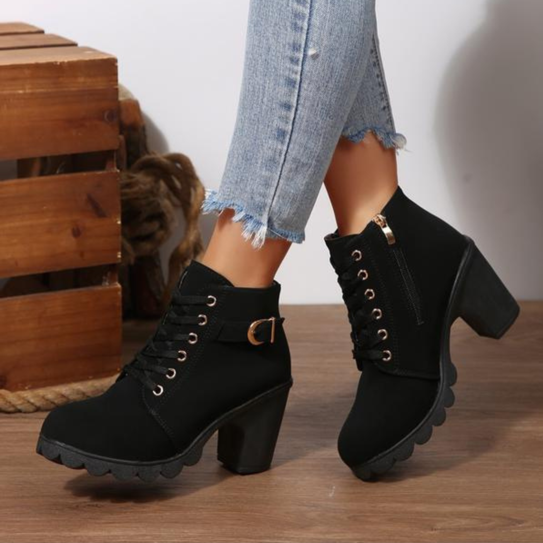 Romane bottines à lacets et boucle métallique Léonie Varenne vue 1