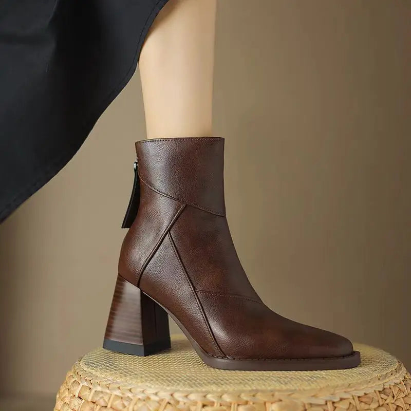 Eugénie | Bottines à Bout Carré et Zip Arrière
