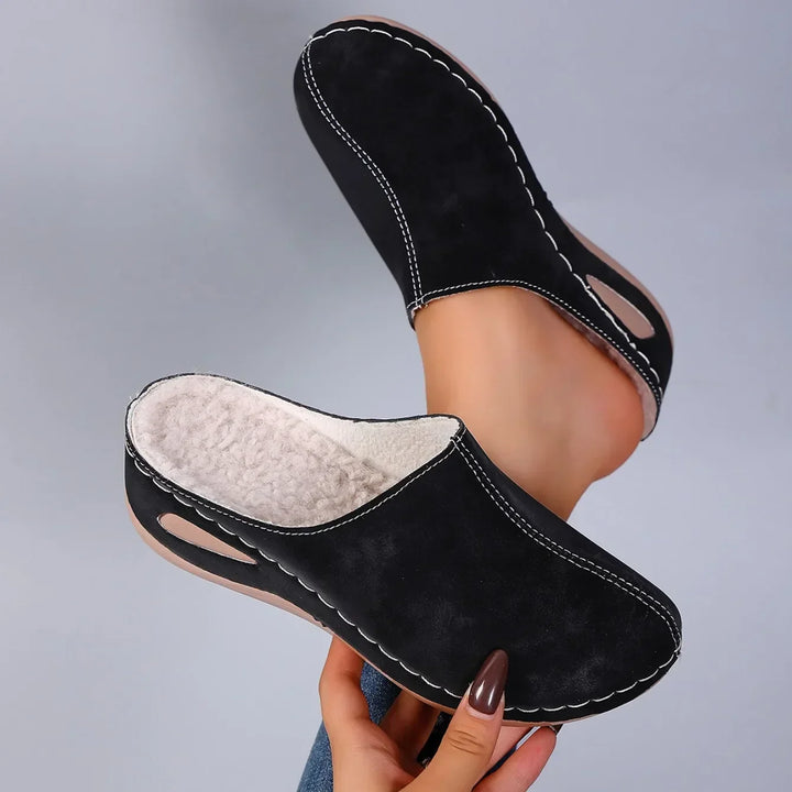 Mathilde | Chaussons Orthopédiques Doublés Peluche — Noir