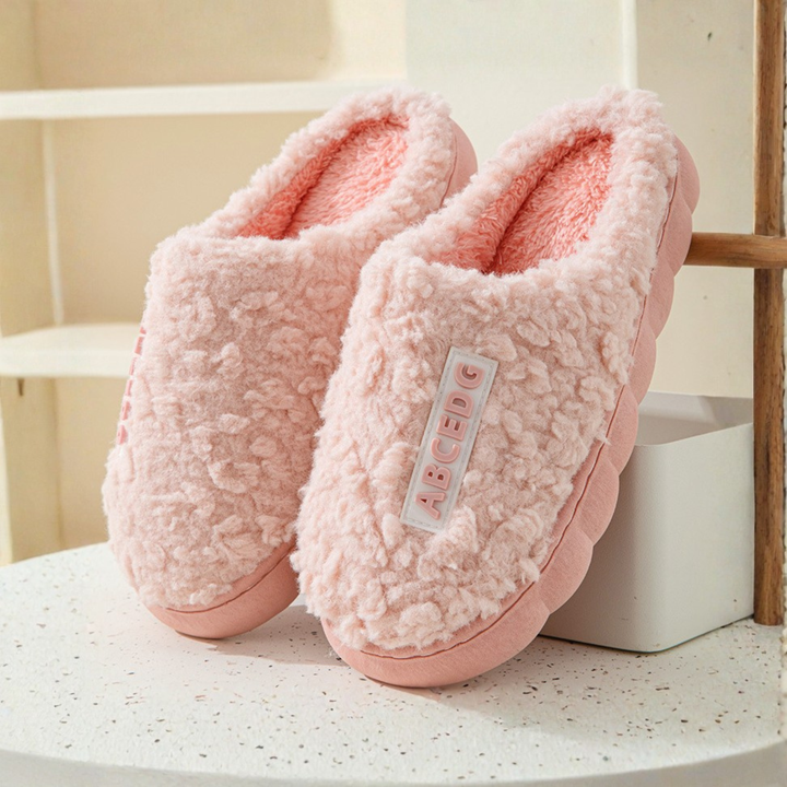 Capucine chaussons en peluche antidérapants Léonie Varenne vue 16