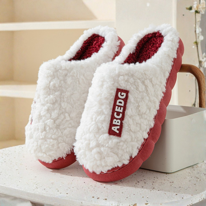 Capucine chaussons en peluche antidérapants Léonie Varenne vue 17