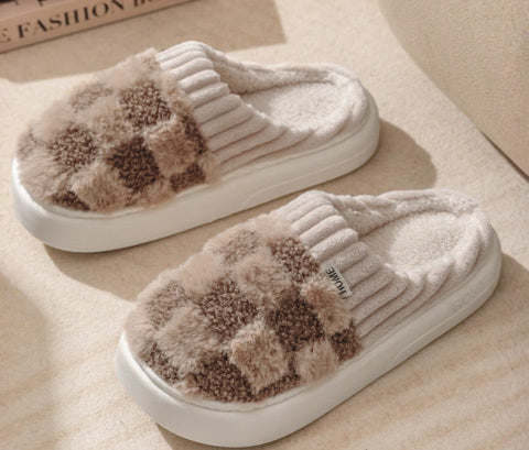 Capucine chaussons en peluche antidérapants Léonie Varenne vue 5