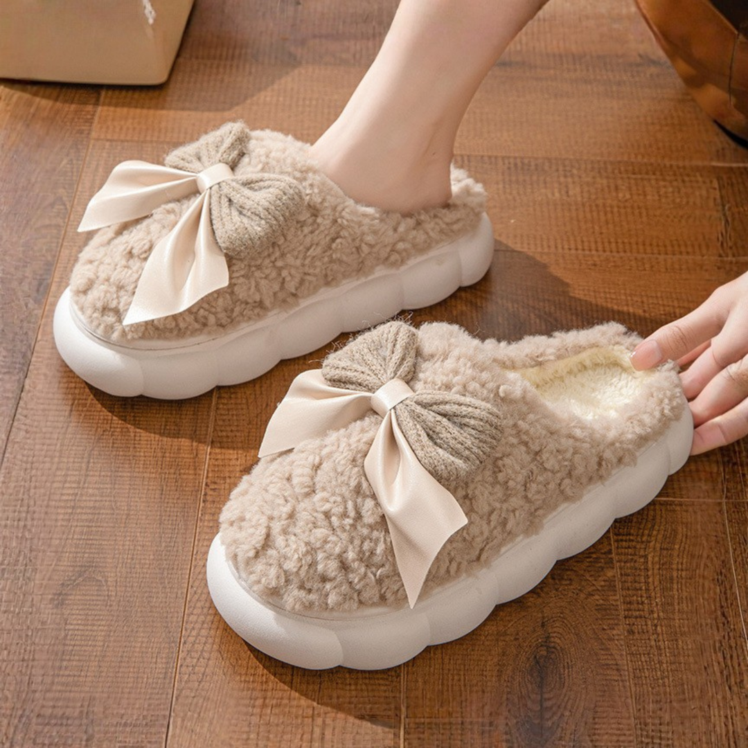 Capucine chaussons en peluche antidérapants Léonie Varenne vue 8